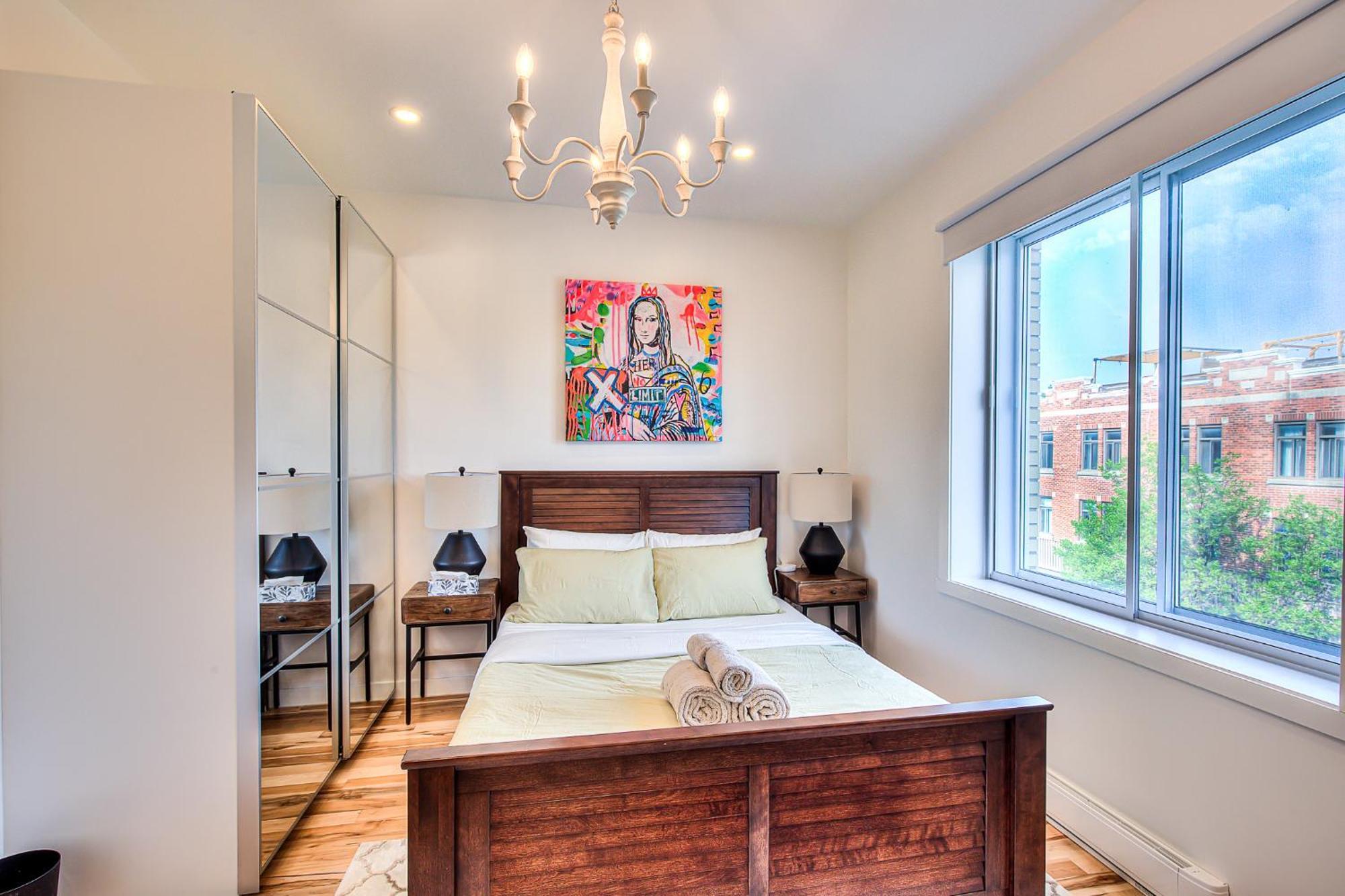 Appartamento Charm & Luxury Vacation Headquarters To Downtown! Montréal Esterno foto