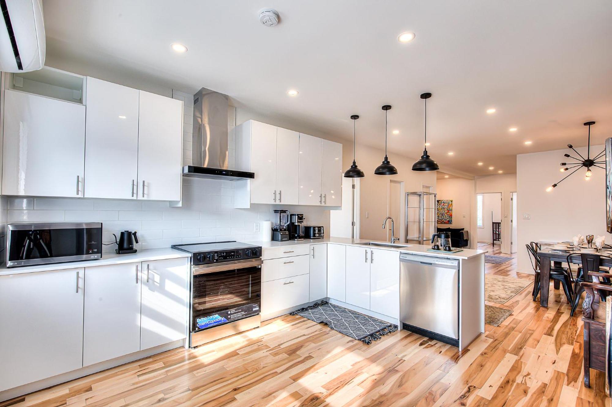 Appartamento Charm & Luxury Vacation Headquarters To Downtown! Montréal Esterno foto