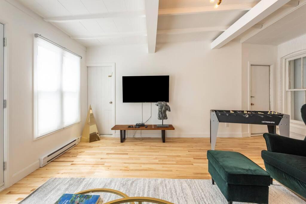 Appartamento Charm & Luxury Vacation Headquarters To Downtown! Montréal Esterno foto