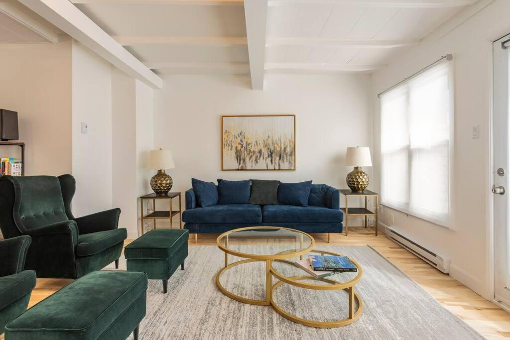 Appartamento Charm & Luxury Vacation Headquarters To Downtown! Montréal Esterno foto